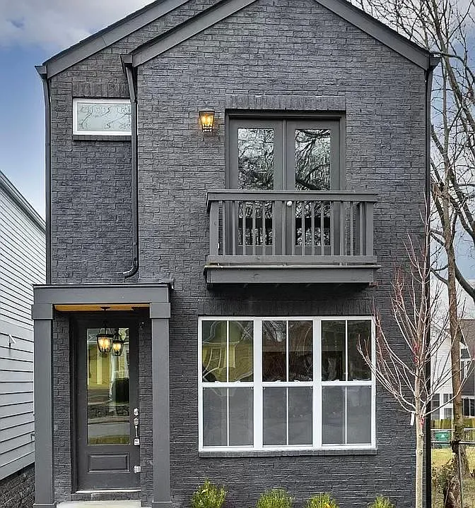 1507B 10th Ave N