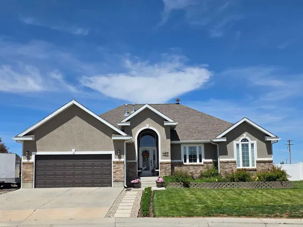 2611 Driftwood Ln, Rock Springs, WY 82901