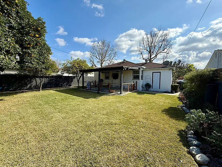 8641 Milton Ave — Photo 9