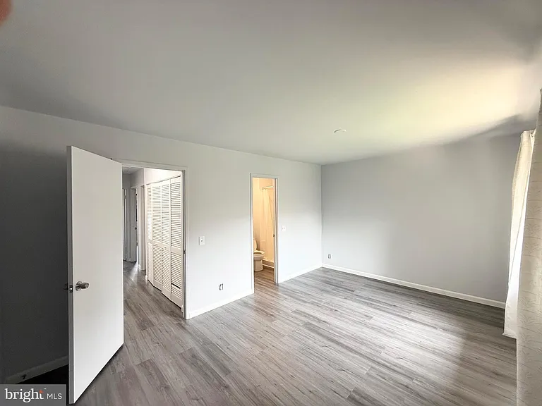 2400 Glengyle Dr #265 — Photo 8