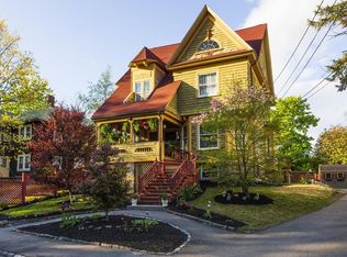 15 Dell Ave, Hyde Park, MA 02136