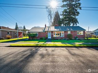 1704 Rainier St, Sumner, WA 98390