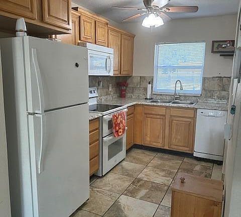4th image of 970 Allendale St