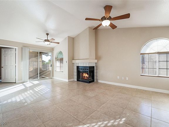 5th image of 2251 Wigwam Pkwy APT 923