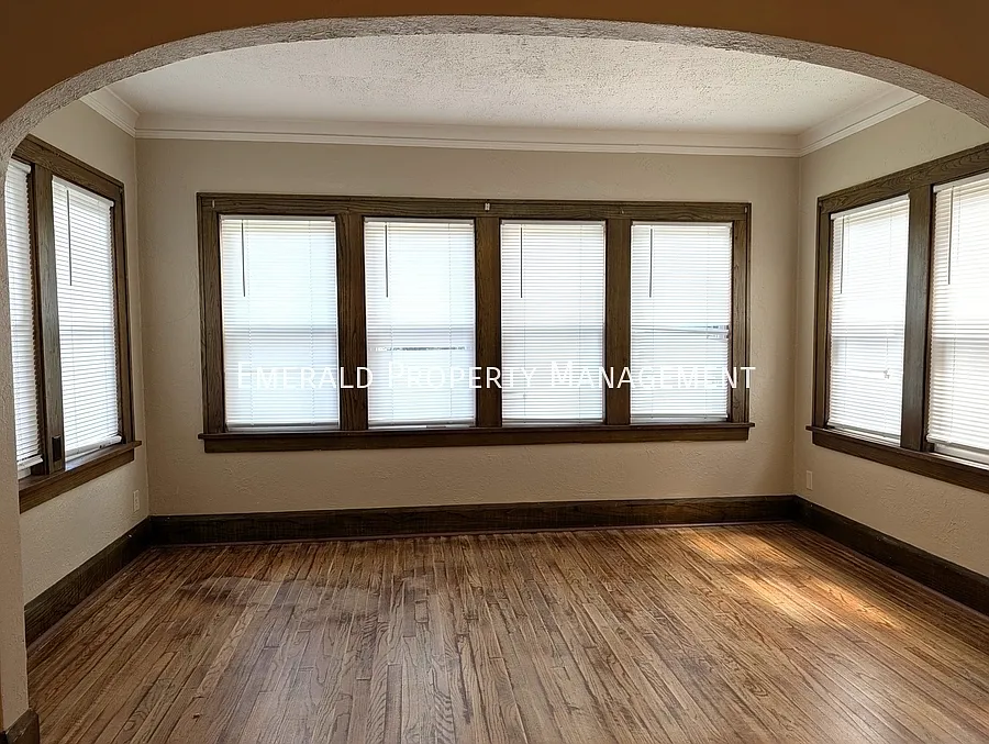 2 bed, $1,250 — Photo 3