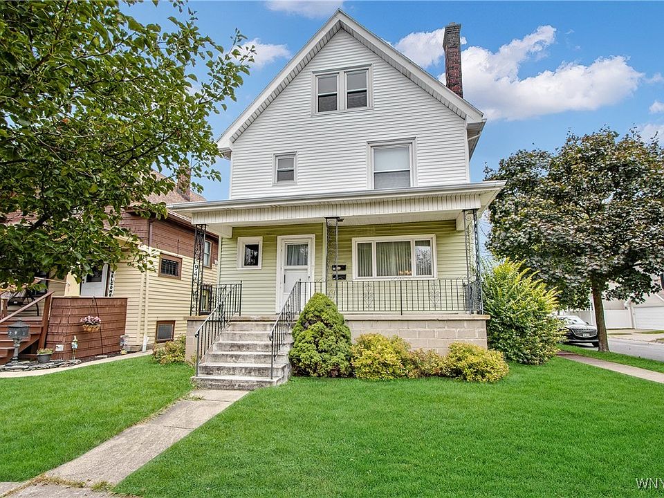 1st image of 94 Parkwood Ave