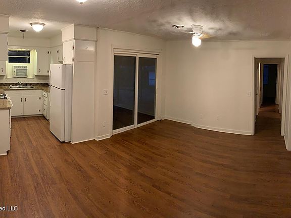 5th image of 1066 Branch St