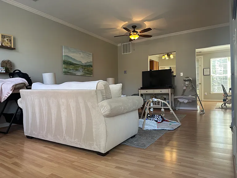 61 Harbour Heights Dr — Photo 4