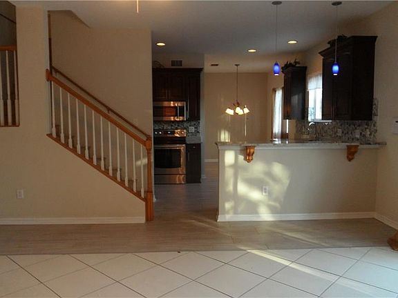 5th image of 10517 Lucaya Dr
