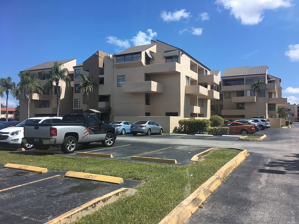 1st image of 10400 SW 108th Ave APT A312