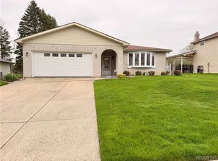 229 Windmill Rd, Buffalo, NY 14218