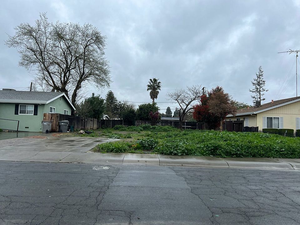 1st image of 109 Antelope St