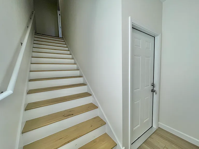 508 S Park St #B — Photo 2
