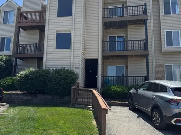 2403 Sandalwood Creek Ct APT F, Glencoe, MO 63038