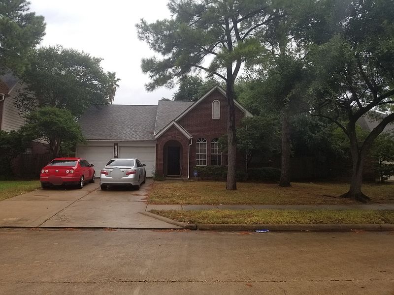 1st image of 16018 Brittany Knoll Dr