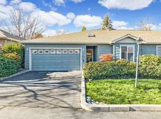2128 Birchwood Ln, Ashland, OR 97520
