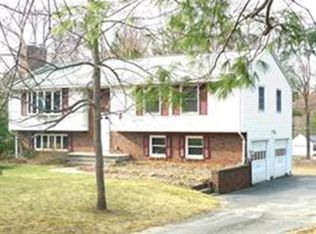 73 Stagecoach Rd, Amherst, MA 01002