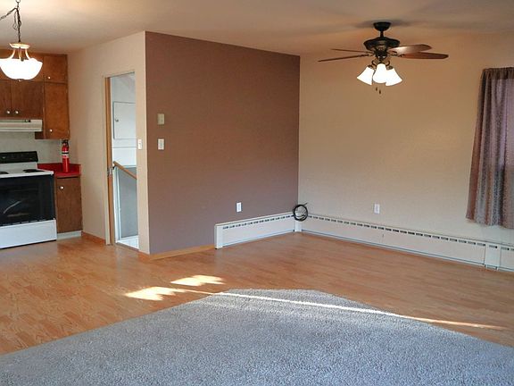5th image of 607 N Sargent Ave