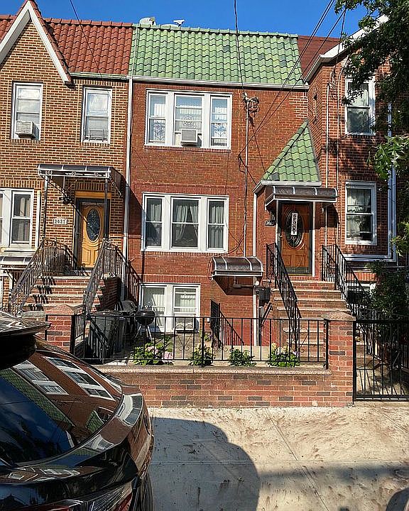 1st image of 2029 E 34th St