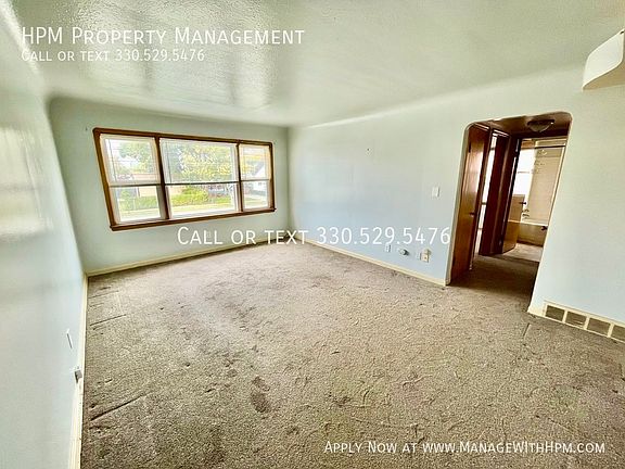 3rd image of 13725 Lakewood Heights Blvd APT 5