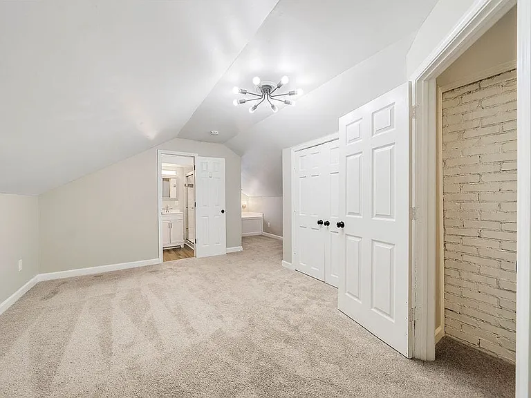 600 Frasier St SE — Photo 14