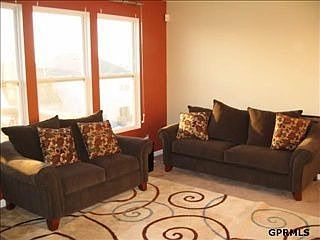3rd image of 2412 Crystal Dr