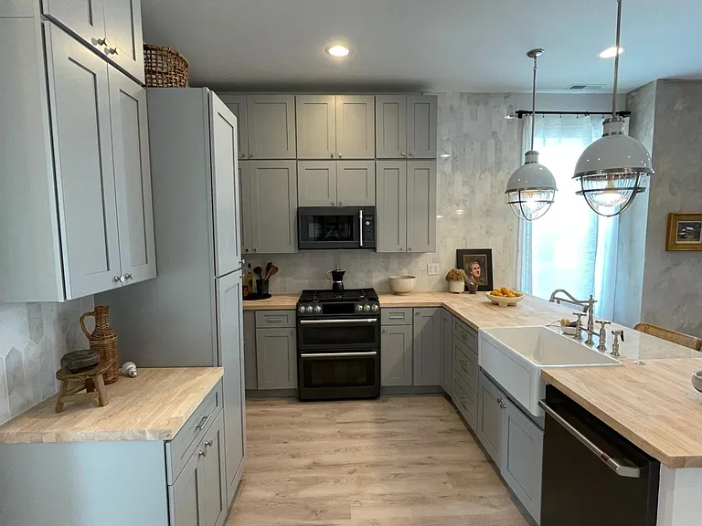1401 Charles St #B — Photo 3