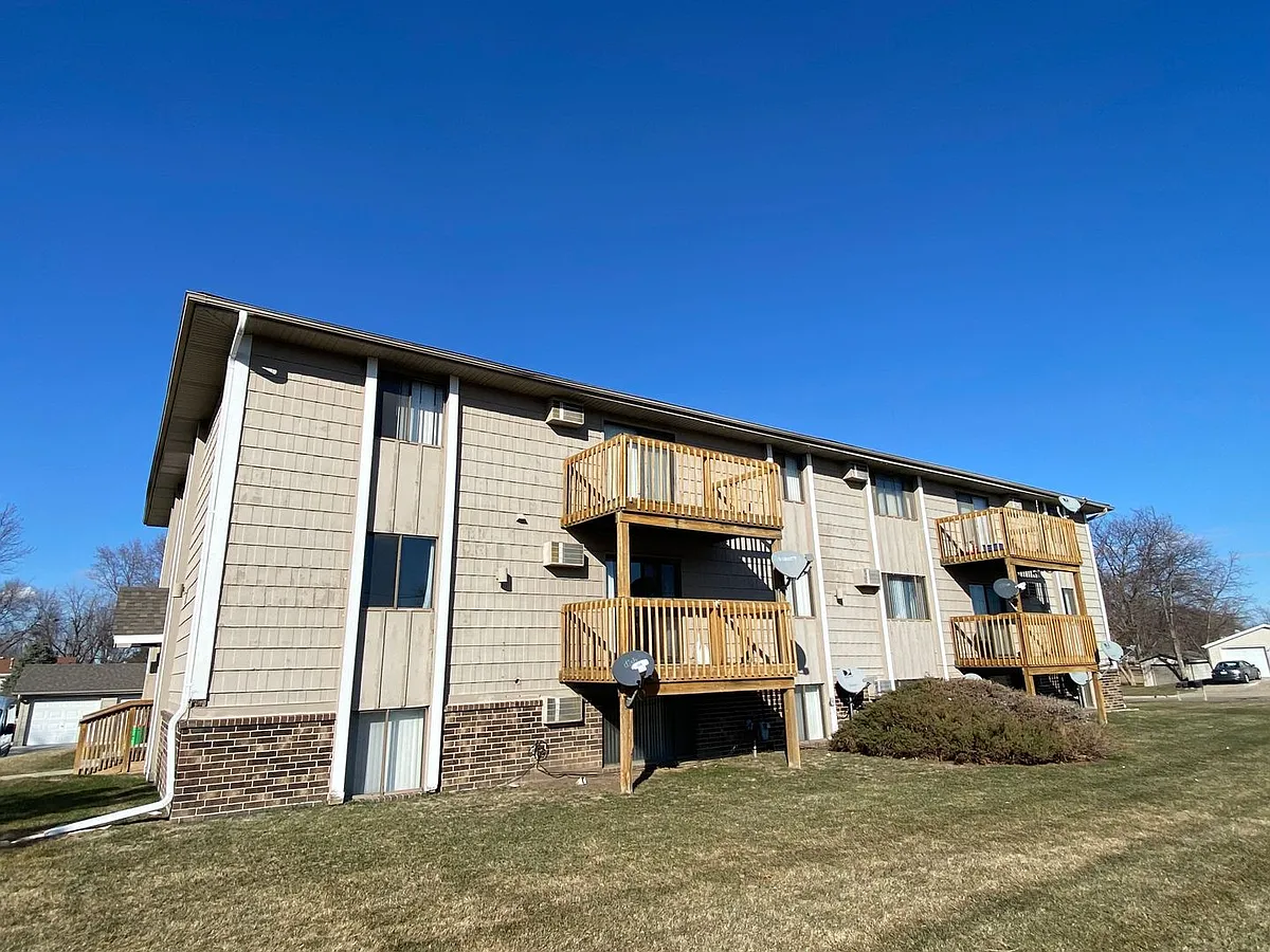 Building Photo - Parkview Apartments