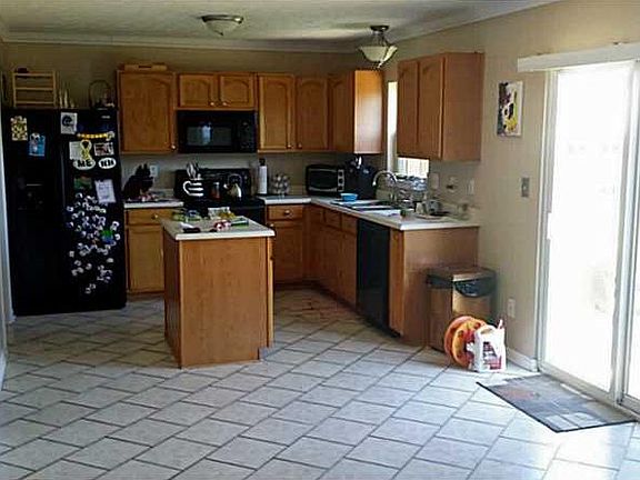 5th image of 1241 Constitution Dr