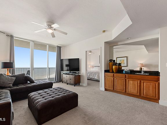 2nd image of 2668 Beach Blvd