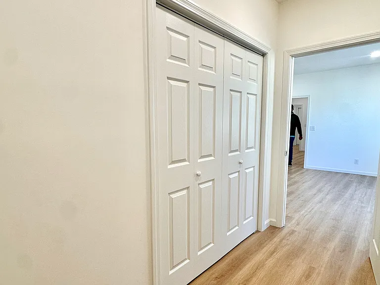 216 Minerva St #1 — Photo 10