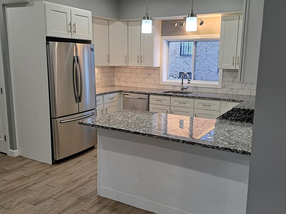 1st image of 50 E Haverhill St #1