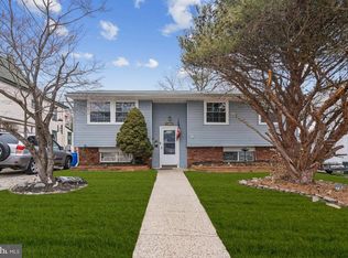 33 Washington Ave, Williamstown, NJ 08094