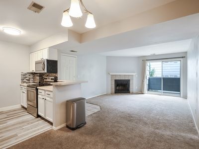 4682 White Rock Cir APT 9, Boulder, CO, 80301