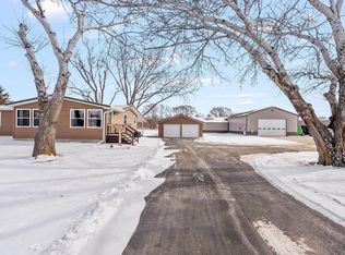 5944 Big Woods Rd, Cedar Falls, IA 50613