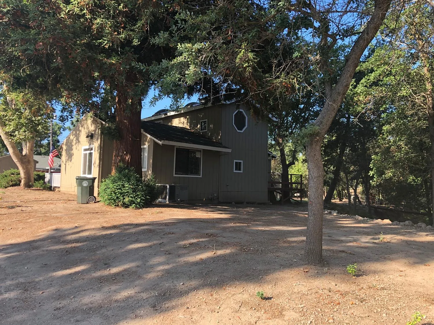 8125 Mariposa Ave photo 1