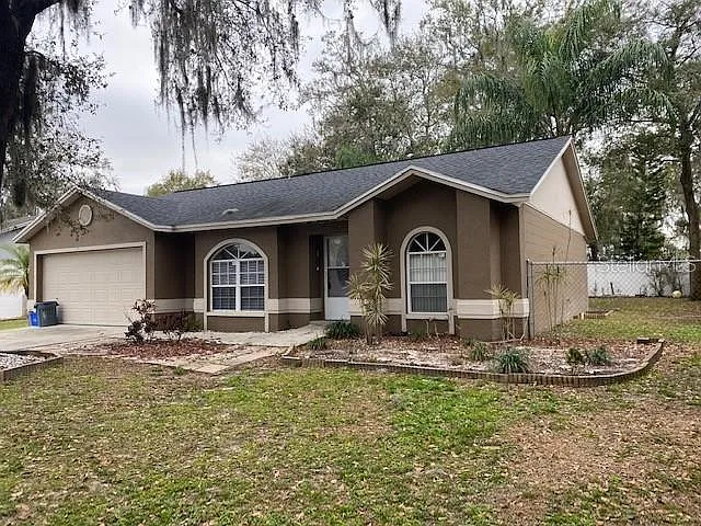 3938 Creek Woods Dr — Photo 1