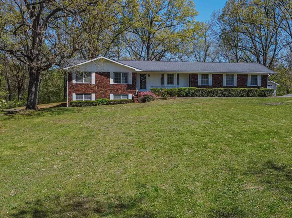 218 E 20th St, Benton, KY 42025