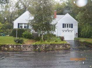 21 Maple Ter, Southbridge, MA 01550