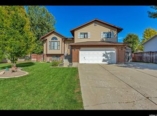 4882 S 3325 W, Roy, UT 84067