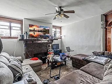 8 Heussy Ave #LOWER — Photo 8