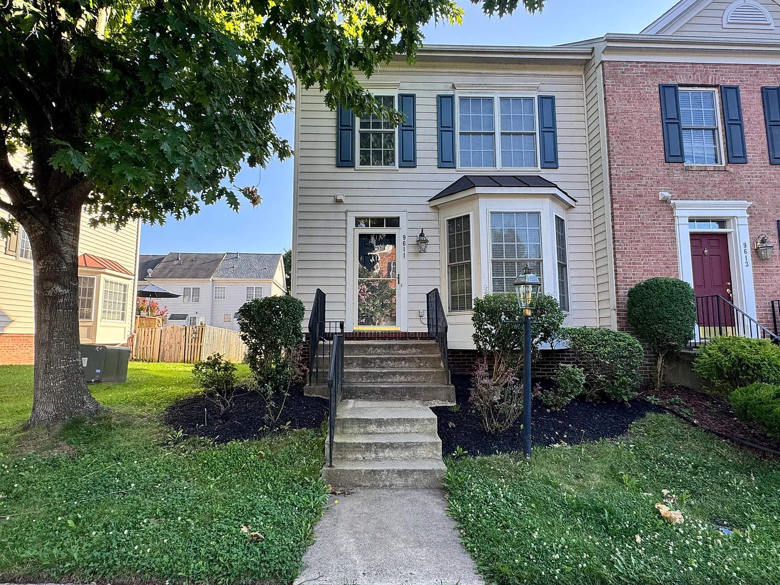 4 bed, 3.5 bath, 2174 sqft, $3,150 — Photo 2