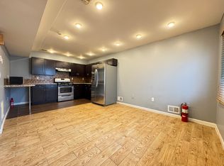 6 Garibaldi Ave #1F, Staten Island, NY 10306