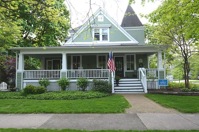 475 Cottage Ave photo 1
