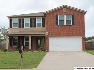 108 Firefly Ln, Owens Cross Roads, AL 35763