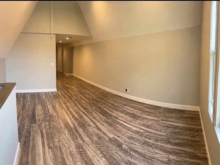 149 Richmond Ave #5 — Photo 2