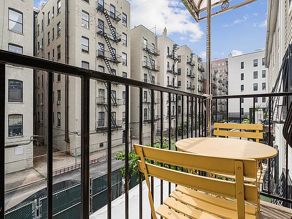 3rd image of 126 W 117th St APT 2