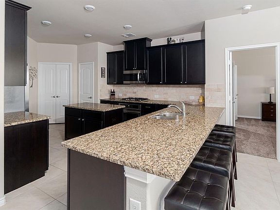 4th image of 10120 Levelland Pl
