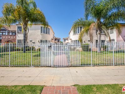 3807 W Adams Blvd, Los Angeles, CA, 90018