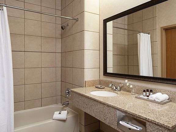 2nd image of 805 Creske Ave #3c60d66a7